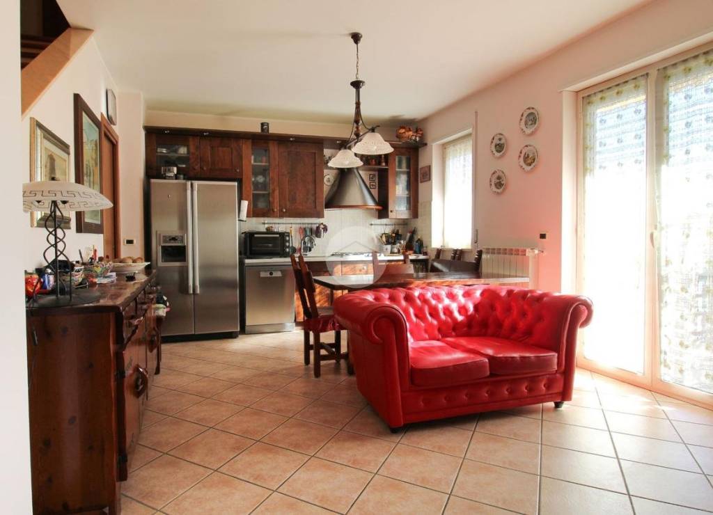 appartamento in vendita a Pineto