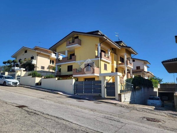 appartamento in vendita a Pineto