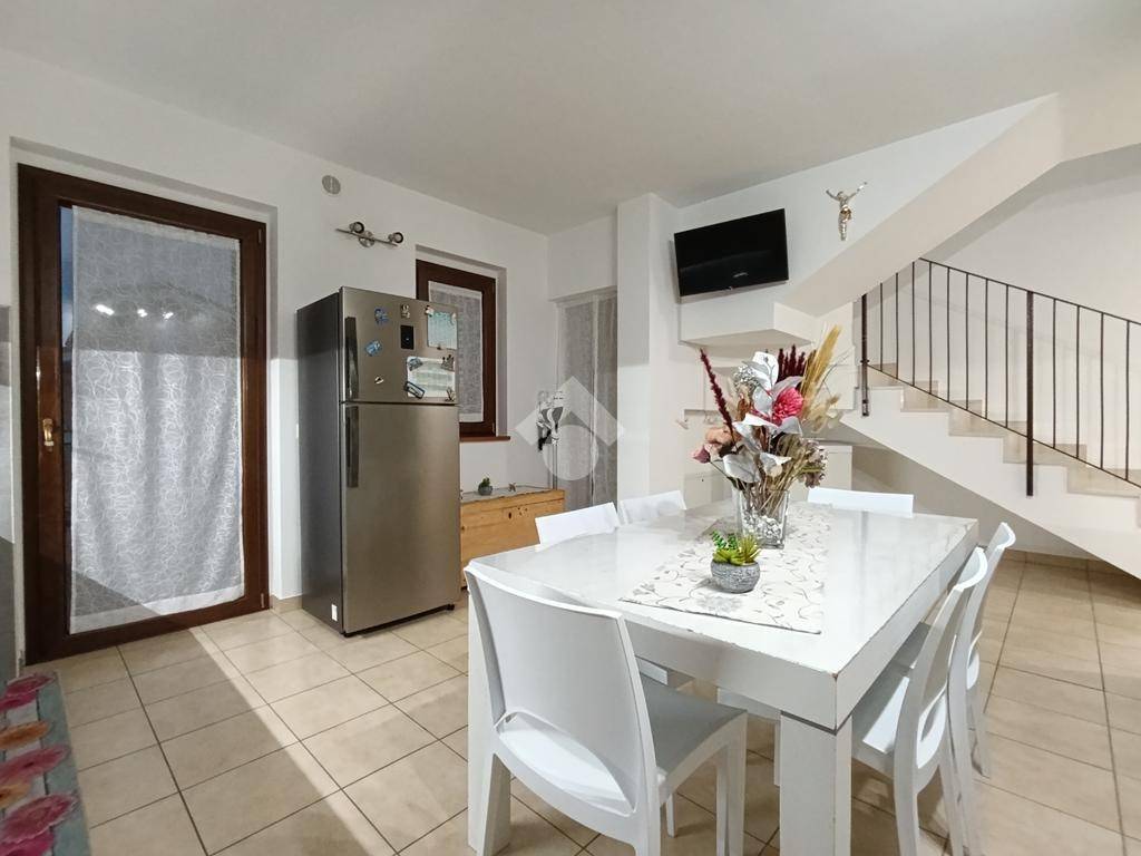 appartamento in vendita a Pineto