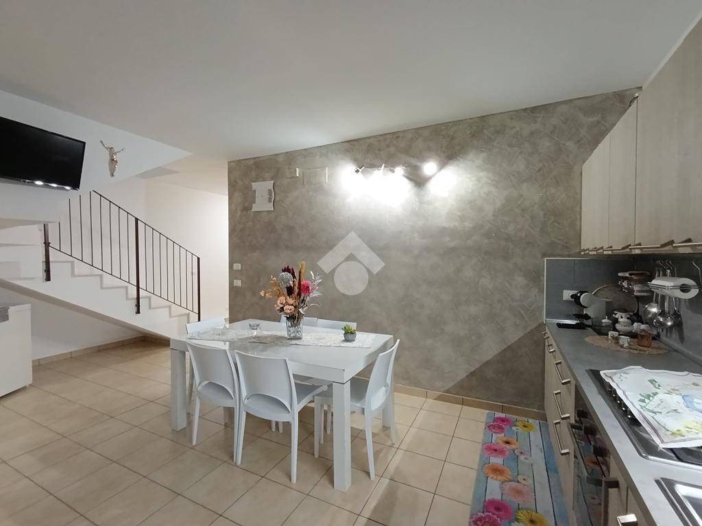 appartamento in vendita a Pineto