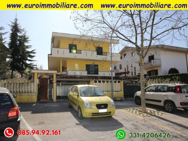 casa indipendente in vendita a Pineto