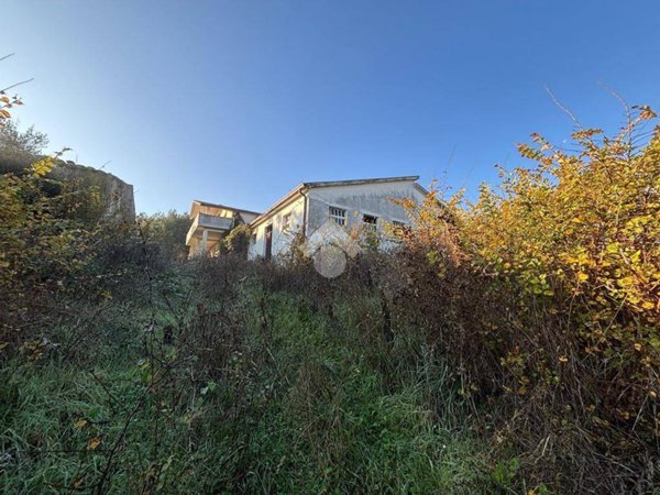 casa indipendente in vendita a Pineto