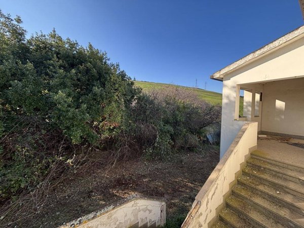 casa indipendente in vendita a Pineto