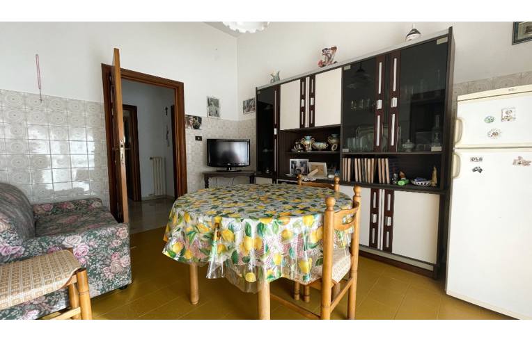 appartamento in vendita a Pineto in zona Scerne