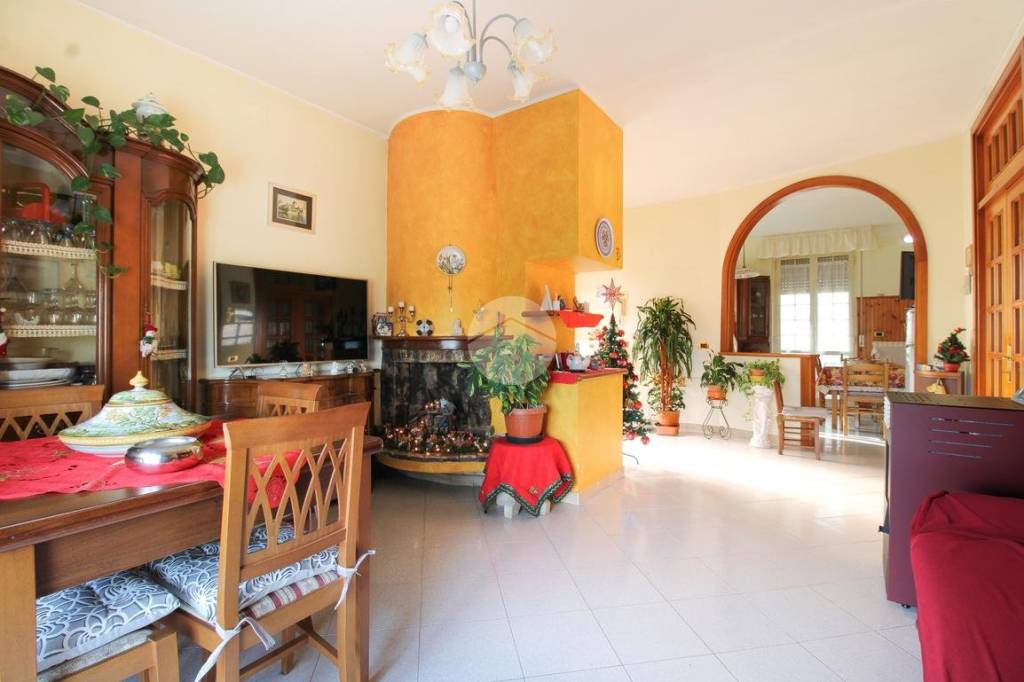 appartamento in vendita a Pineto in zona Torre San Rocco