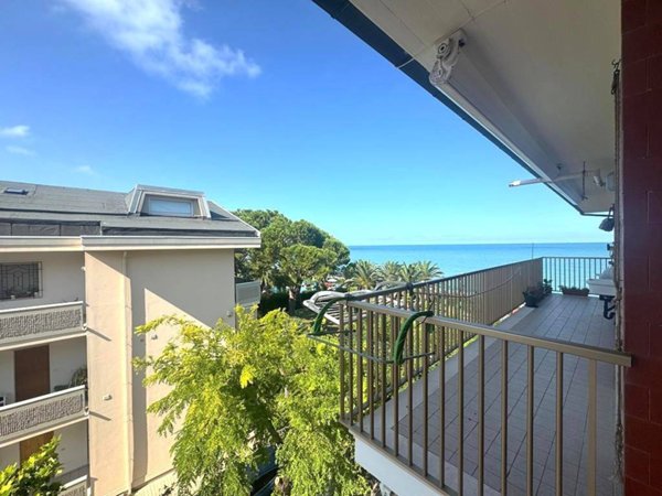 appartamento in vendita a Pineto