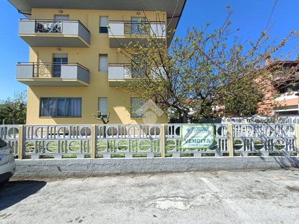 appartamento in vendita a Pineto