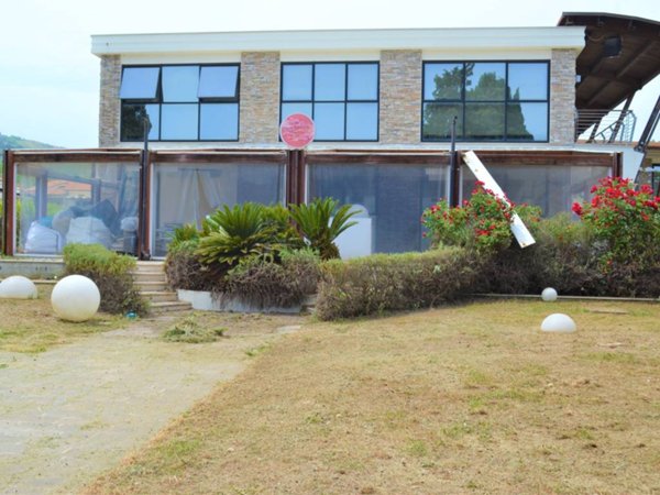 negozio in vendita a Pineto