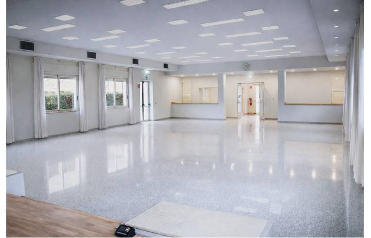 ufficio in vendita a Pineto