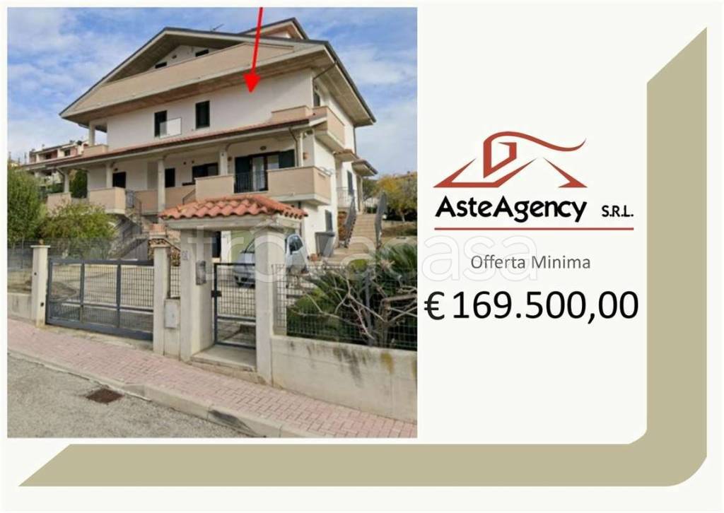 casa indipendente in vendita a Pineto