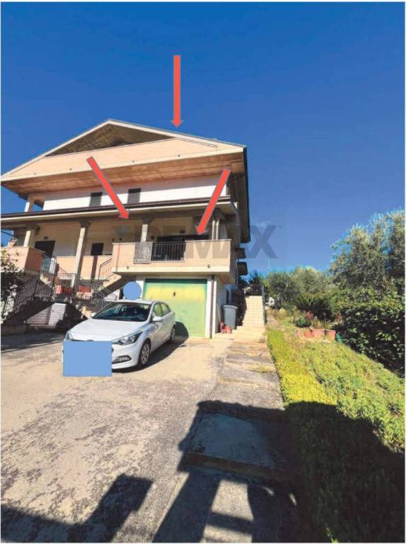 casa indipendente in vendita a Pineto