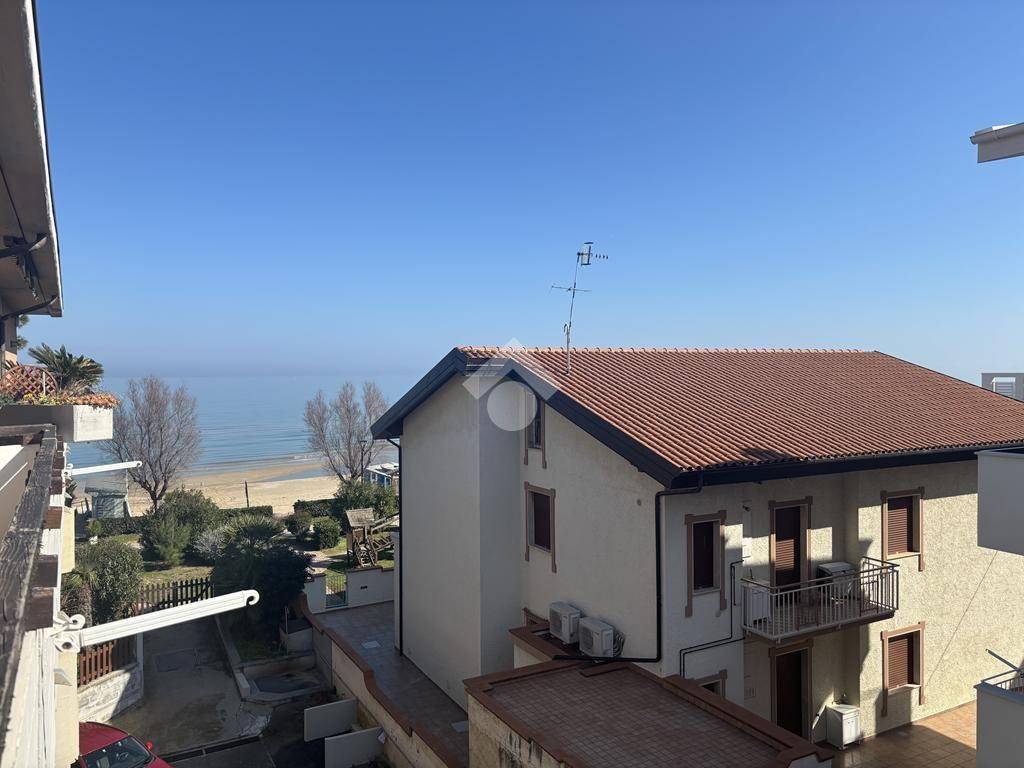 appartamento in vendita a Pineto