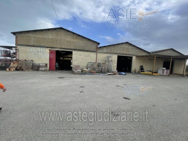 terreno edificabile in vendita a Pineto in zona Scerne