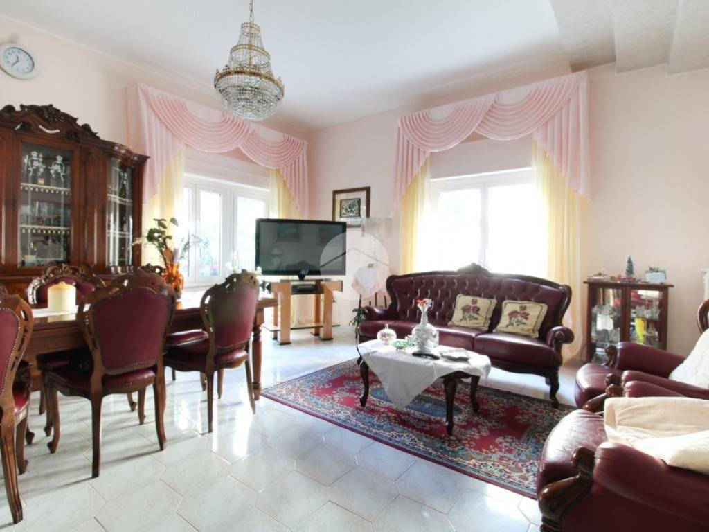 appartamento in vendita a Pineto