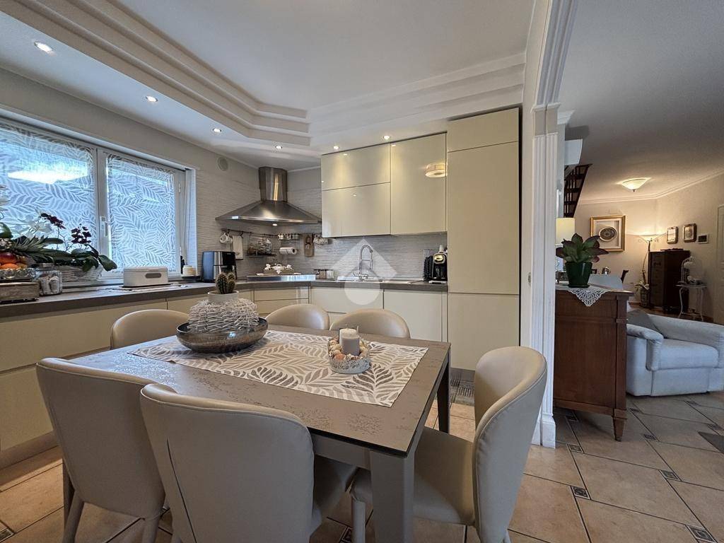 appartamento in vendita a Pineto