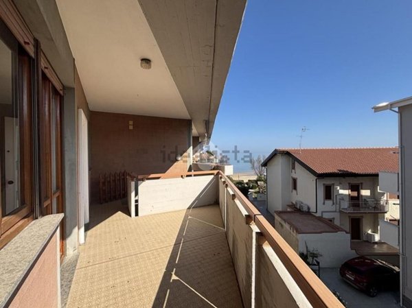 appartamento in vendita a Pineto