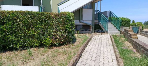 appartamento in vendita a Pineto in zona Scerne