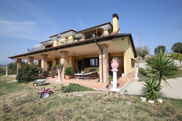 casa indipendente in vendita a Pineto in zona Colle Morino
