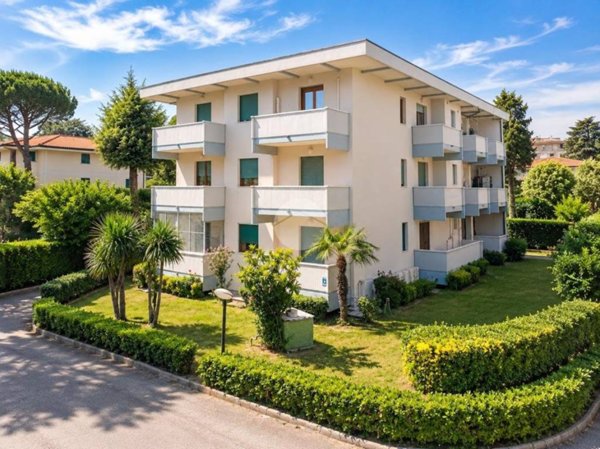 appartamento in vendita a Pineto in zona Scerne