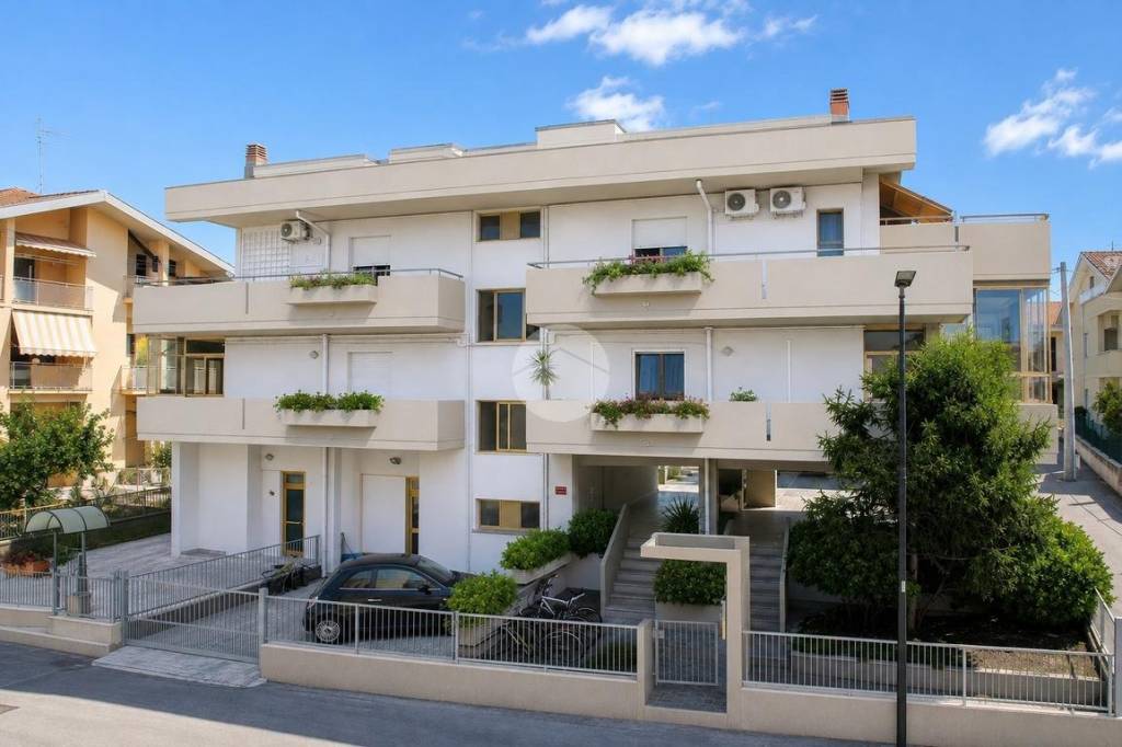 appartamento in vendita a Pineto