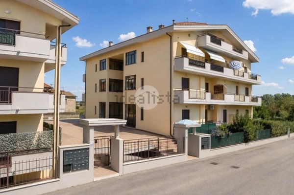 appartamento in vendita a Pineto