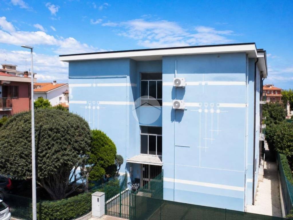 appartamento in vendita a Pineto in zona Scerne