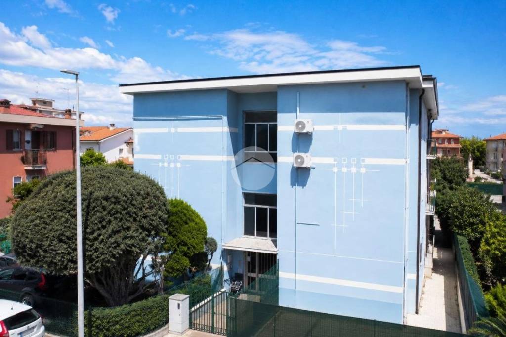 appartamento in vendita a Pineto in zona Scerne