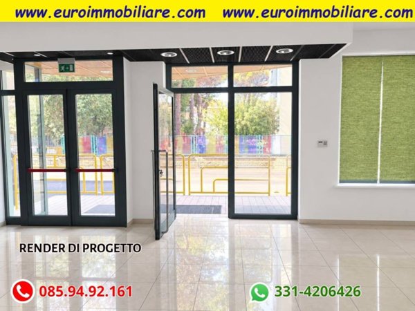 locale commerciale in vendita a Pineto