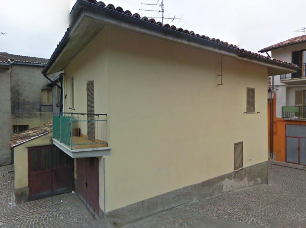 casa indipendente in vendita a Rocca Santa Maria