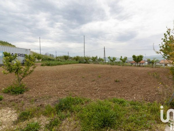 terreno edificabile in vendita a Roseto degli Abruzzi in zona San Giovanni
