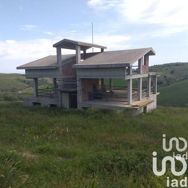 casa indipendente in vendita a Roseto degli Abruzzi