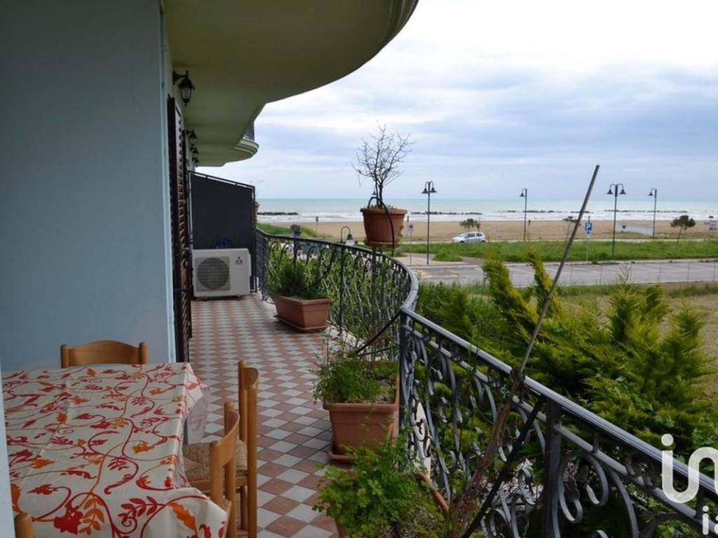 appartamento in vendita a Roseto degli Abruzzi