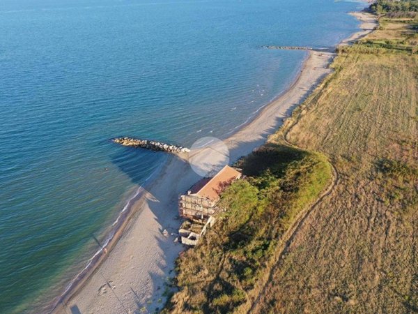 casa indipendente in vendita a Roseto degli Abruzzi