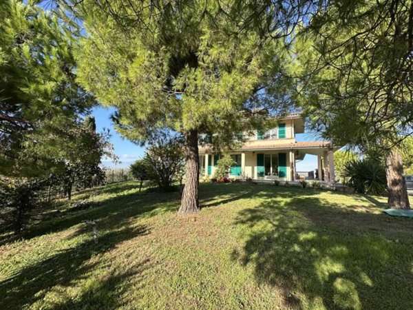 casa indipendente in vendita a Roseto degli Abruzzi