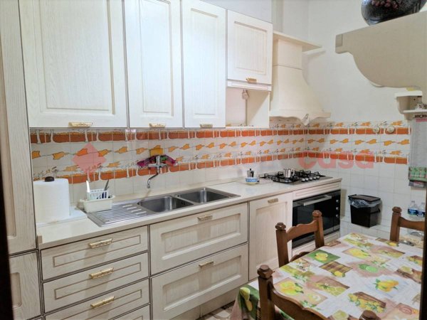 casa indipendente in vendita a Roseto degli Abruzzi
