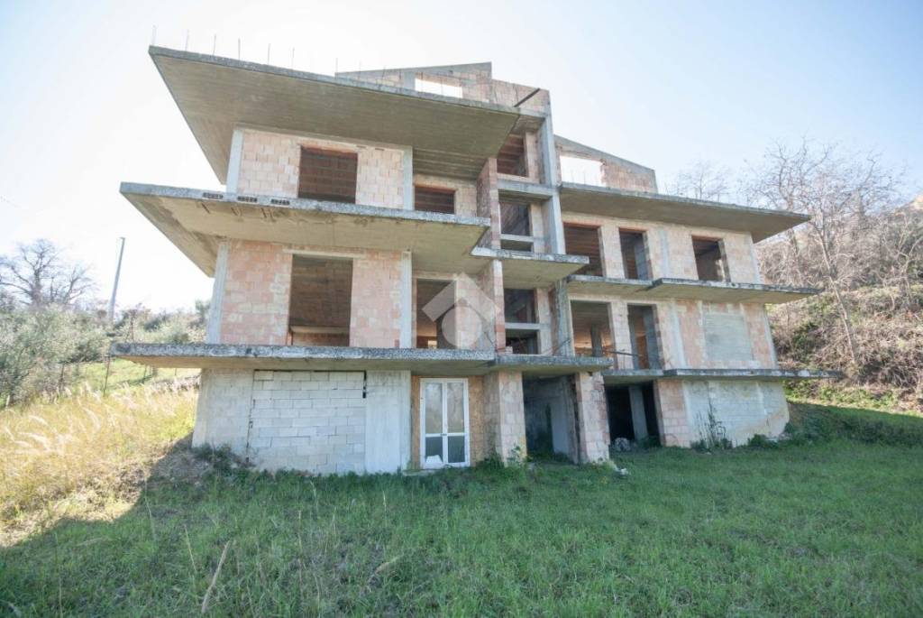 appartamento in vendita a Roseto degli Abruzzi in zona Montepagano