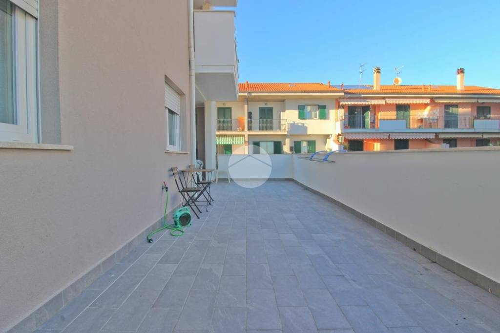 appartamento in vendita a Roseto degli Abruzzi in zona Cologna Spiaggia