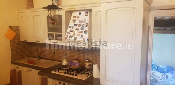 esavano in vendita a Roseto degli Abruzzi in zona Cologna Paese