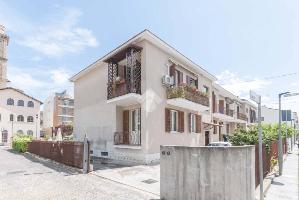 appartamento in vendita a Roseto degli Abruzzi