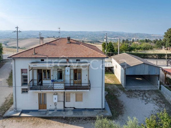 casa indipendente in vendita a Roseto degli Abruzzi in zona Cologna Paese