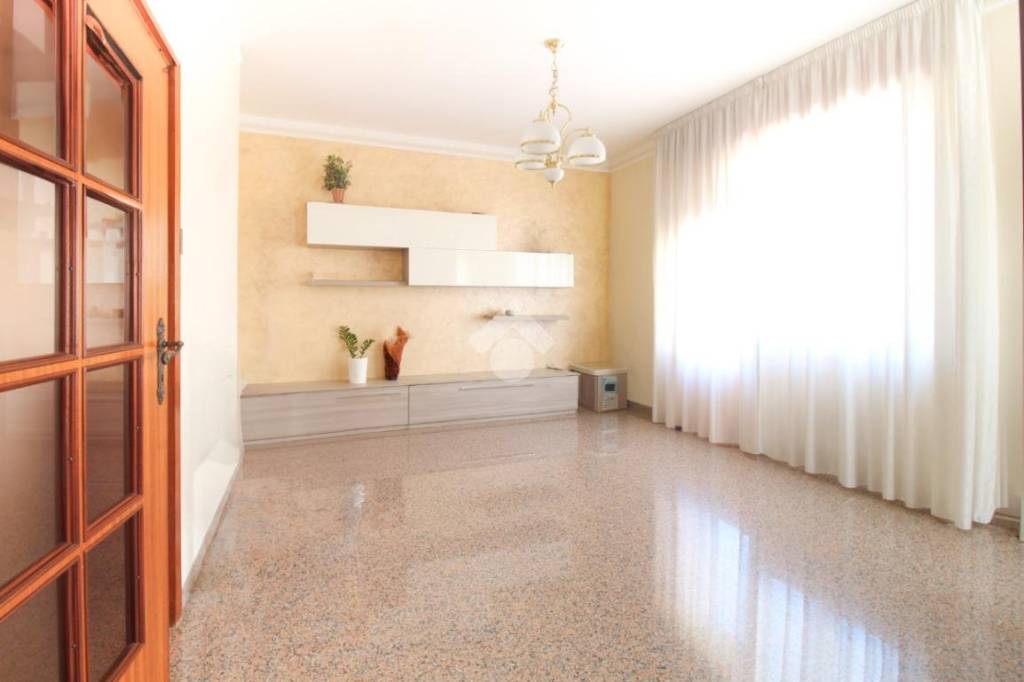 appartamento in vendita a Roseto degli Abruzzi in zona Palazzese