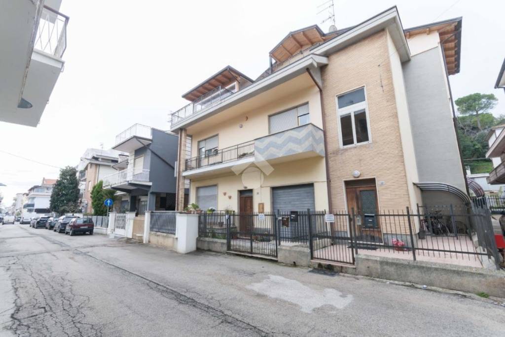 appartamento in vendita a Roseto degli Abruzzi
