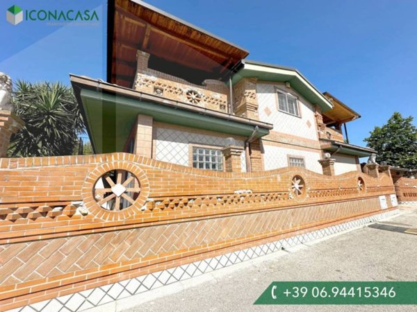 casa indipendente in vendita a Roseto degli Abruzzi in zona Cologna Spiaggia