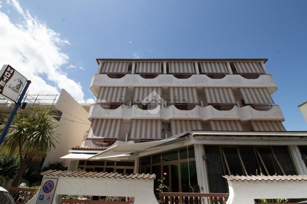 casa indipendente in vendita a Roseto degli Abruzzi