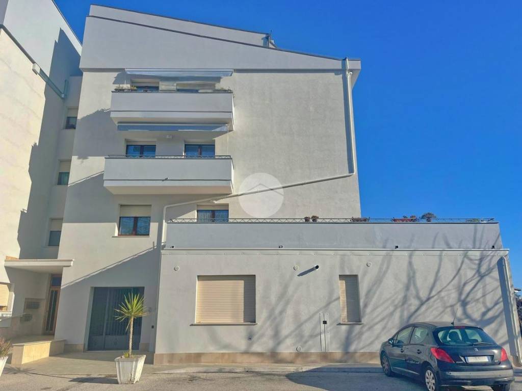 appartamento in vendita a Roseto degli Abruzzi in zona Cologna Spiaggia