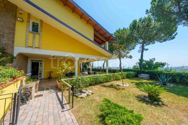 negozio in vendita a Roseto degli Abruzzi