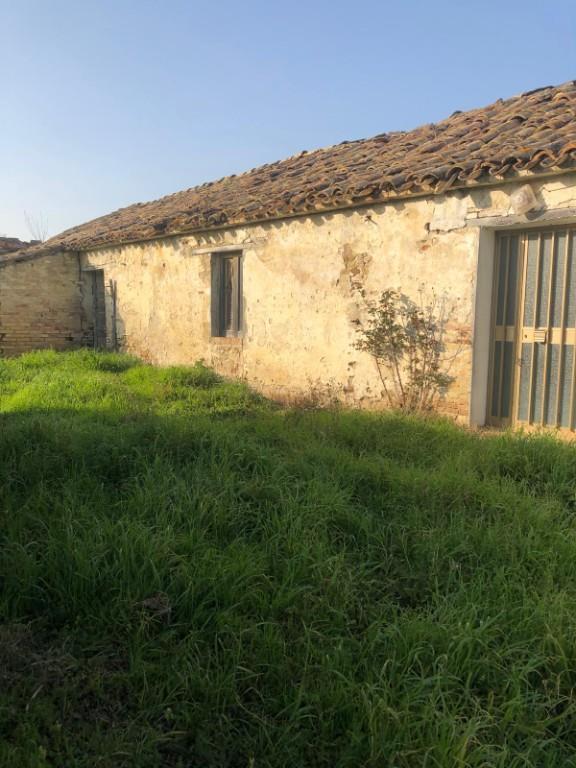 casa indipendente in vendita a Roseto degli Abruzzi in zona Montepagano