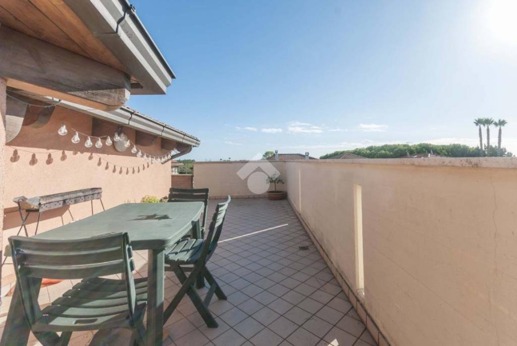 appartamento in vendita a Roseto degli Abruzzi in zona Cologna Spiaggia