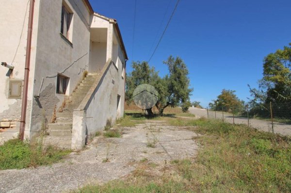 casa indipendente in vendita a Roseto degli Abruzzi