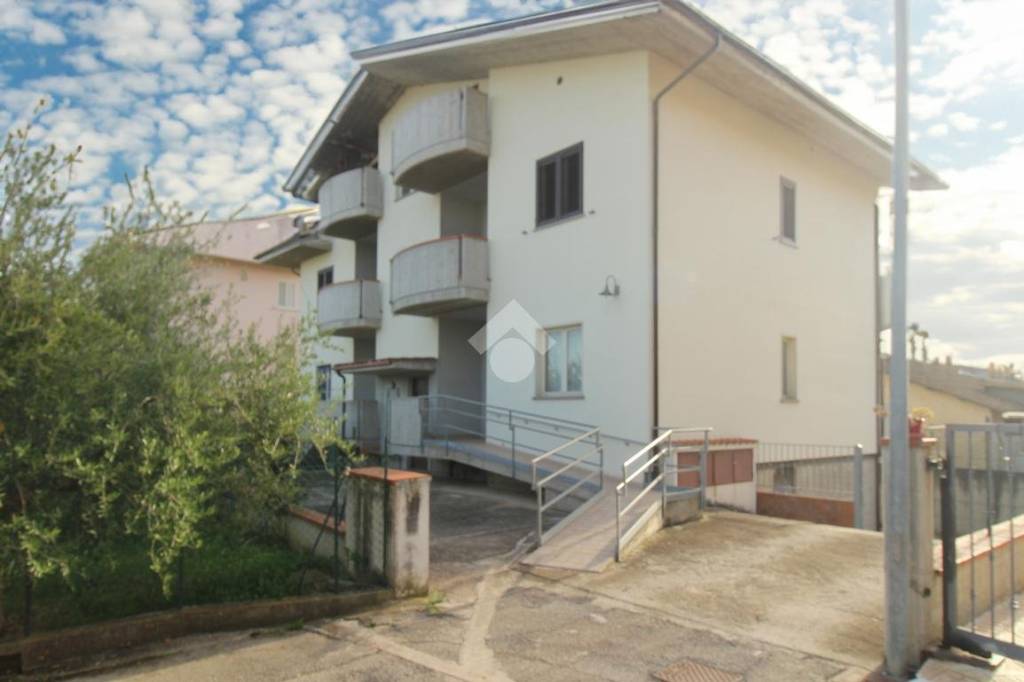 appartamento in vendita a Roseto degli Abruzzi in zona San Giovanni